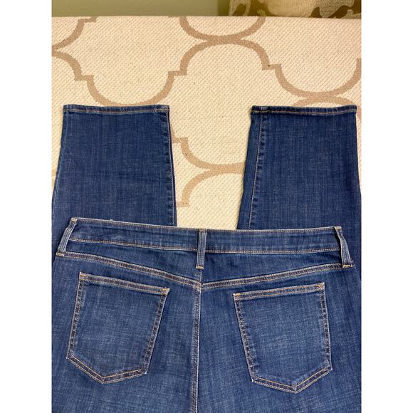 Chico’s So Slimming Girlfriend Slim Leg Crop dark wash blue jeans, size 2.5/ 14 - Picture 3 of 14